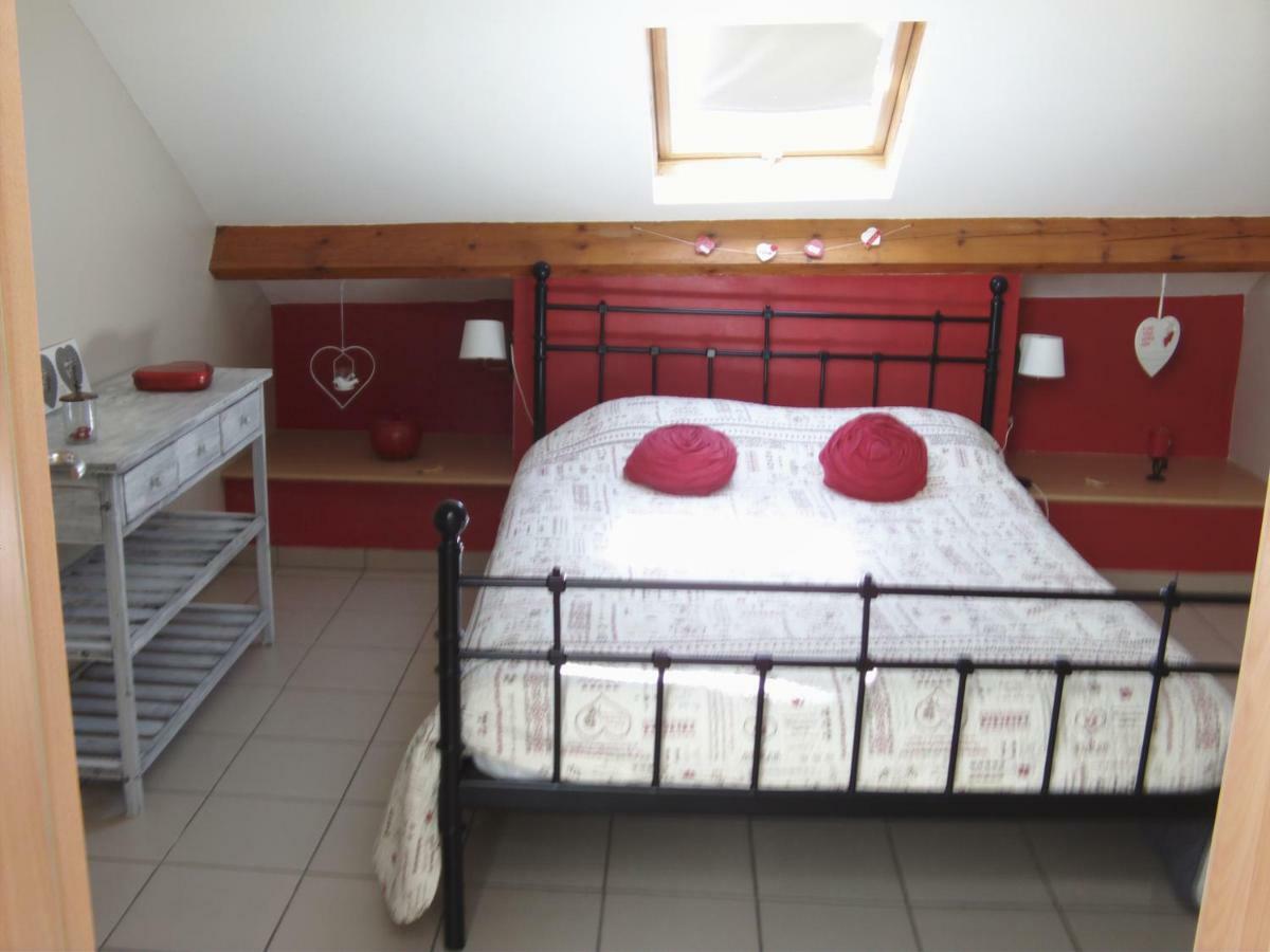 Gites "Les Framboisiers" Neufchateau Ngoại thất bức ảnh